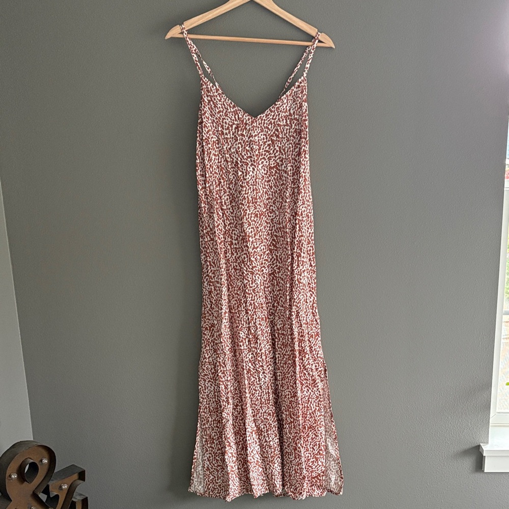 Elegant Red Patterned Women's Dress